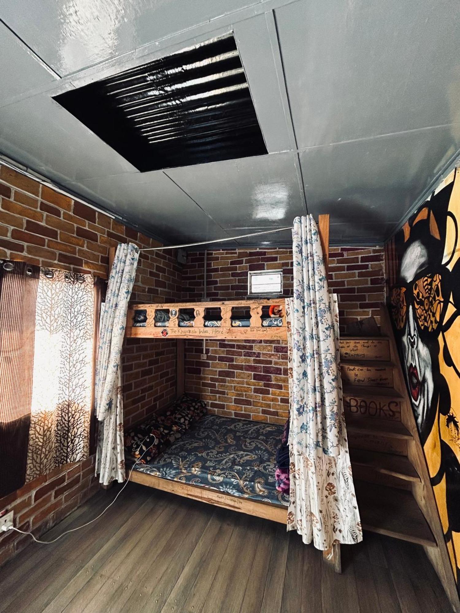 Isabella Hostel شيلونغ المظهر الخارجي الصورة