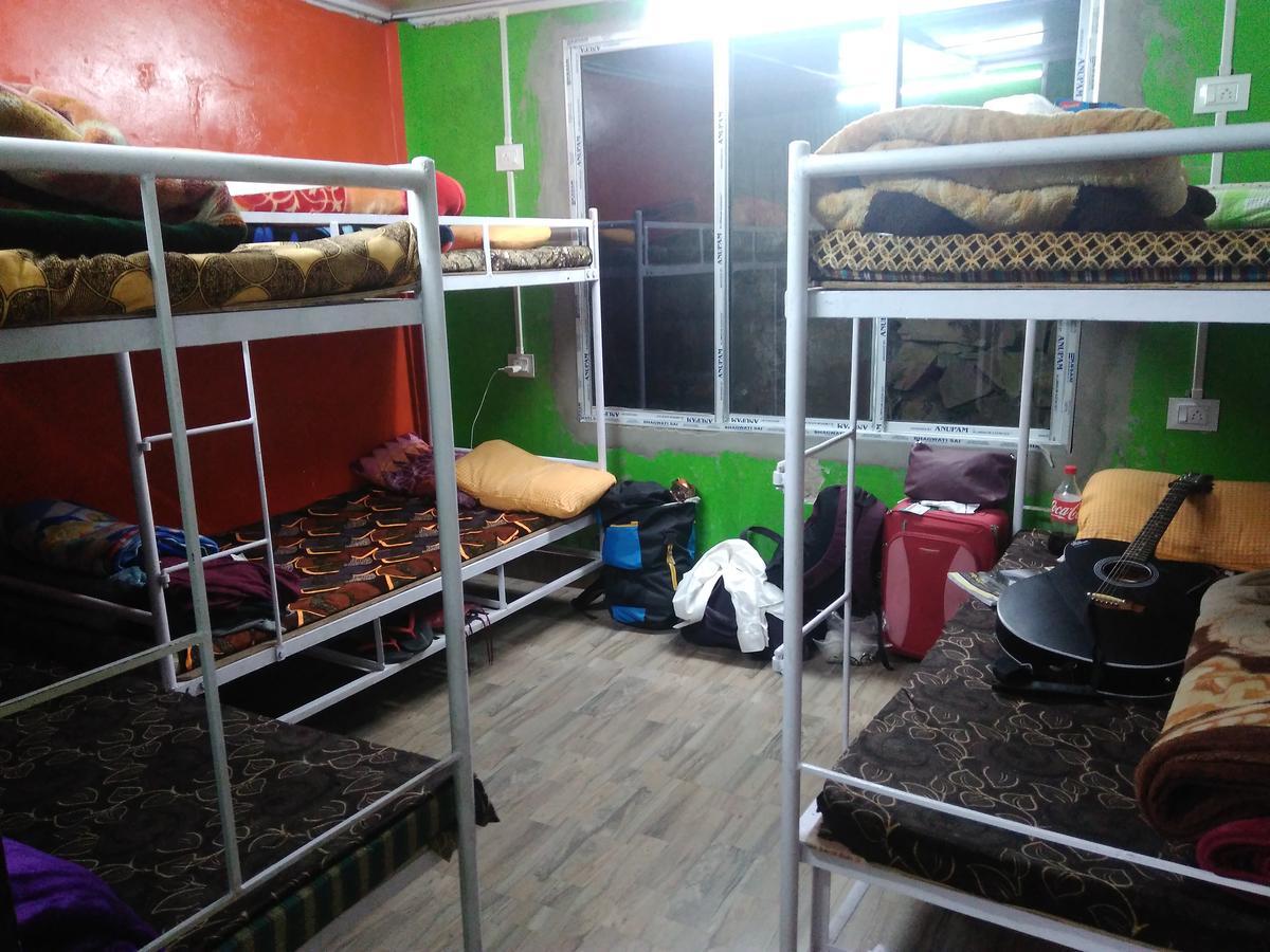 Isabella Hostel شيلونغ المظهر الخارجي الصورة